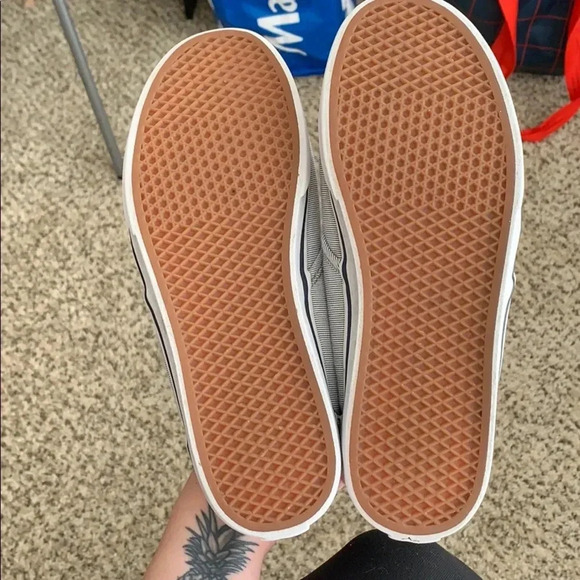 VANS striped shoes missy size 5 - Picture 7 of 7